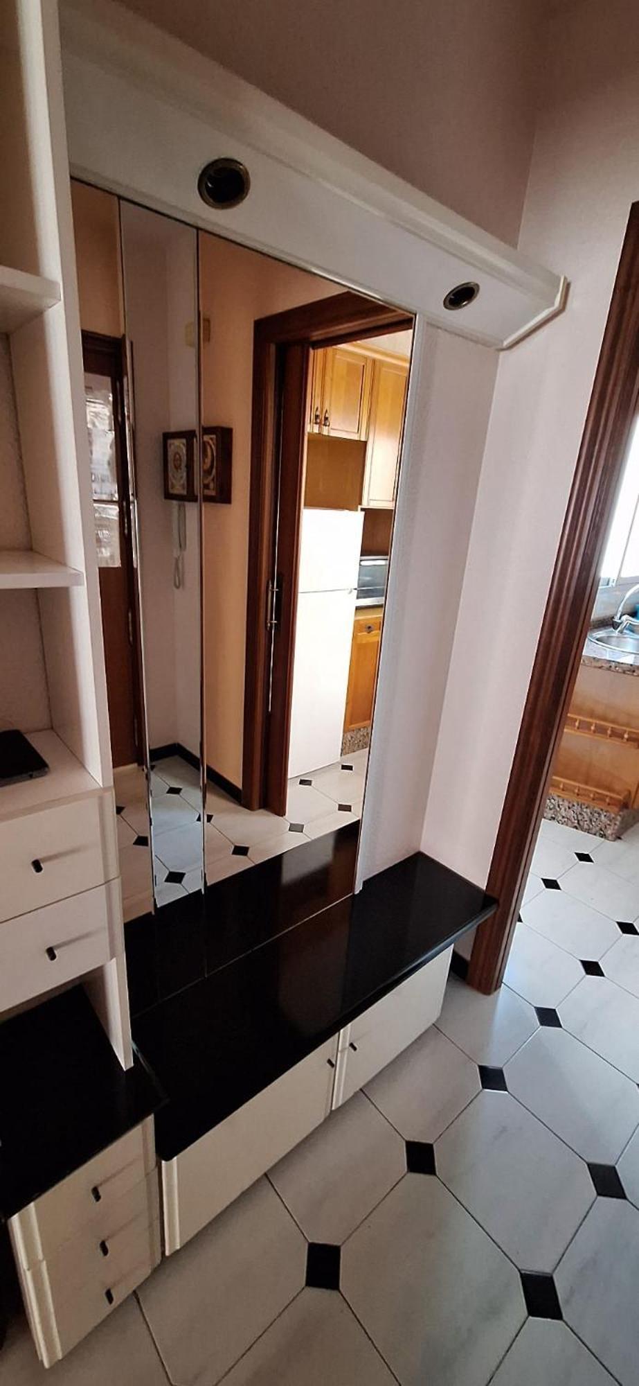 Apartamentos Casa May 1- Centro Benidorm-Solo Mayores De 30 Anos Y Familias Экстерьер фото
