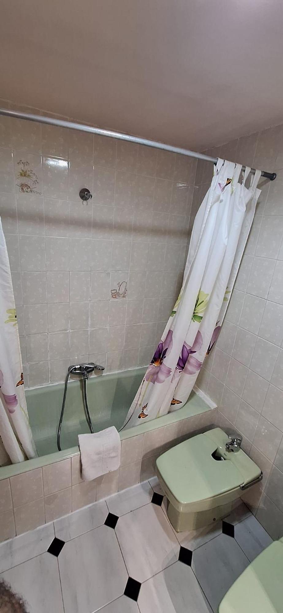 Apartamentos Casa May 1- Centro Benidorm-Solo Mayores De 30 Anos Y Familias Экстерьер фото